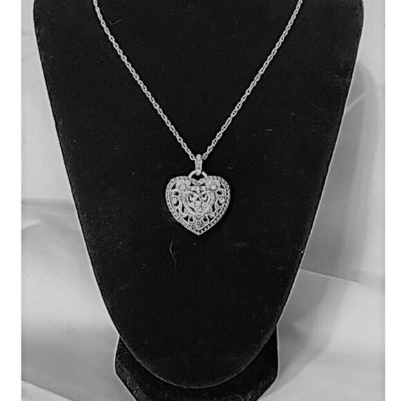 Vintage Silver Open Work Filigree Reversable Heart Pendant Necklace - Picture 1 of 5